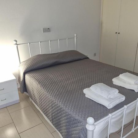 Cosy One Bedroom Apartment In Pafos Exteriér fotografie