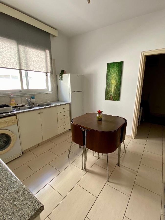 Cosy One Bedroom Apartment In Pafos Exteriér fotografie